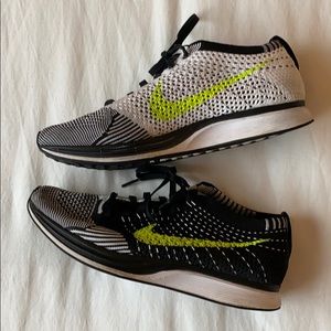 Womens Nike Flyknit Racers